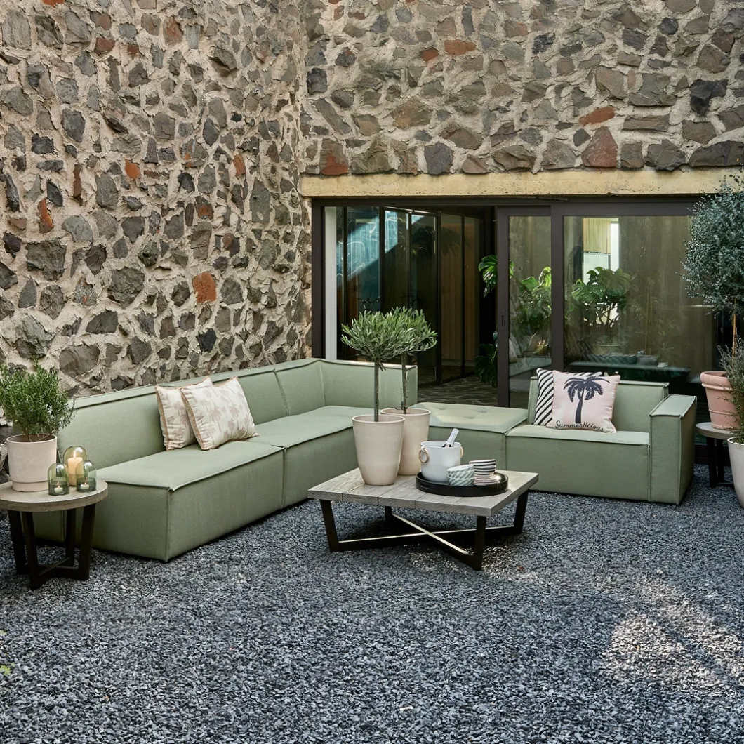 Bellagio Outdoor Center, sunbrella source, squamarina