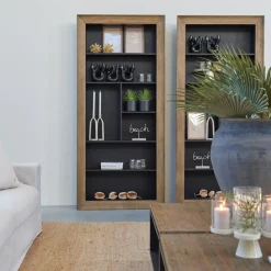 Boekenkast Eivissa, L