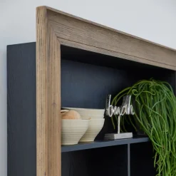 Boekenkast Eivissa, L