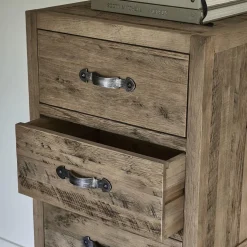 Ladekast Connaught, M