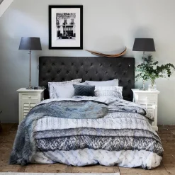 Nachtkastje New Orleans, Rechts