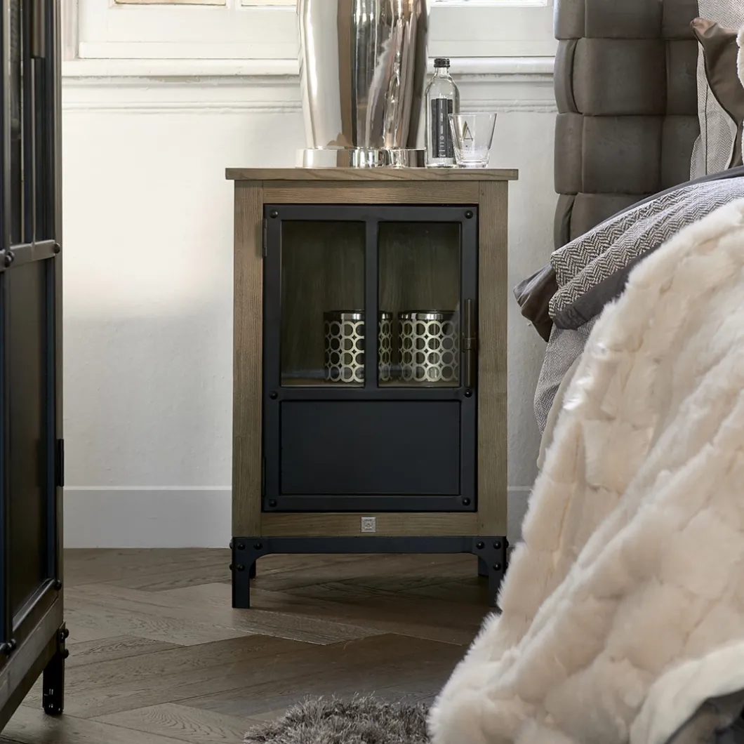 Nachtkastje The Hoxton, Links