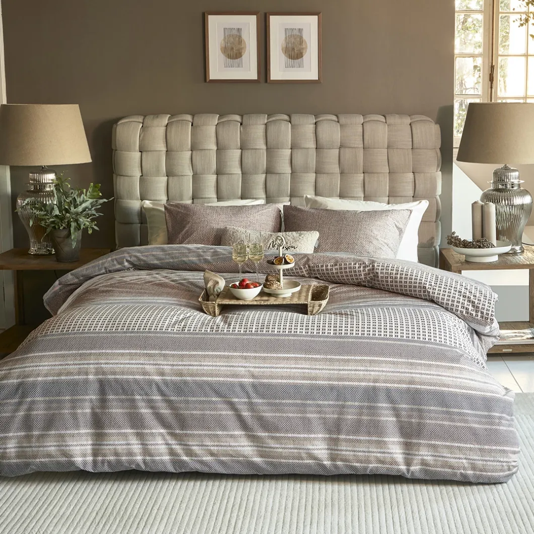 Room 48 Headboard, mouliné linen, fabulous flax