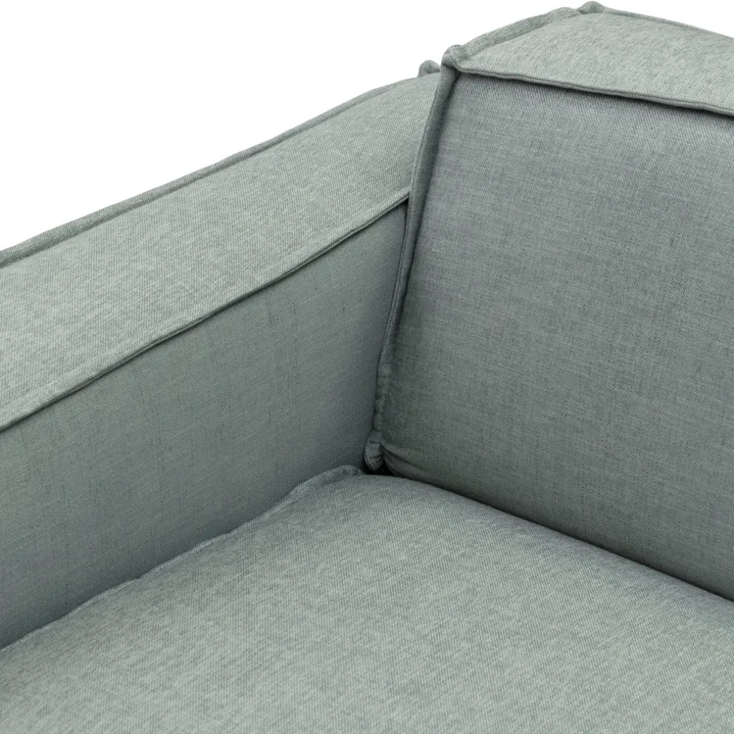 The Jagger Corner Left Grass