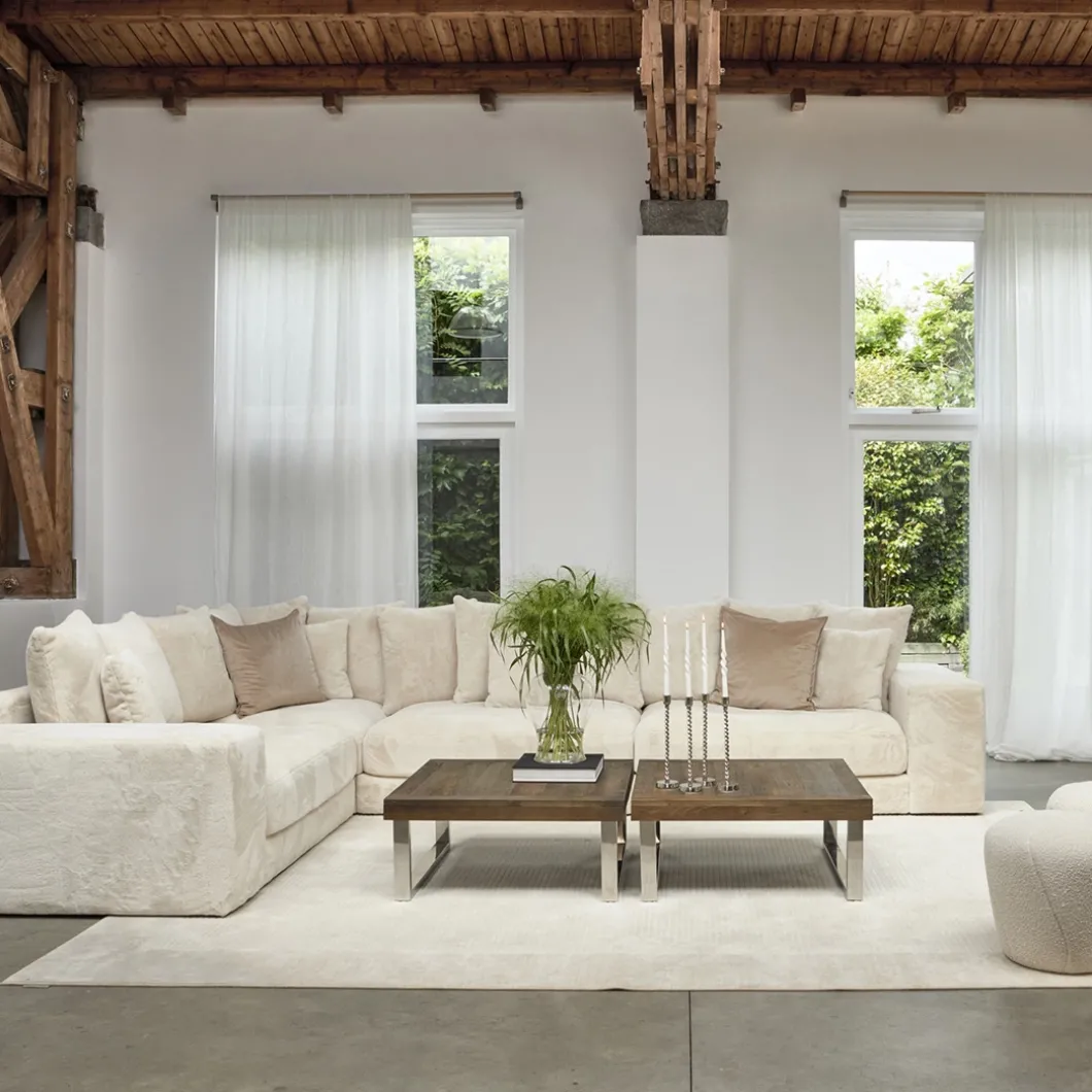 Vail Corner Polar Bear