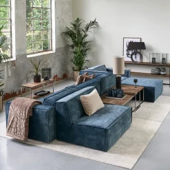 Voetenbank The Jagger, Petrol